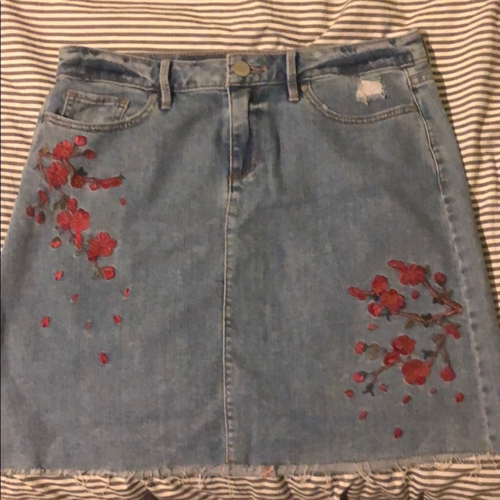 Denim skirt